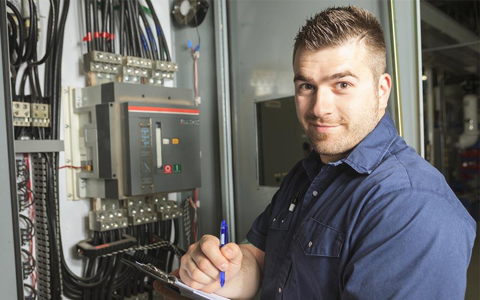 cherche électricien pas cher Paris 12